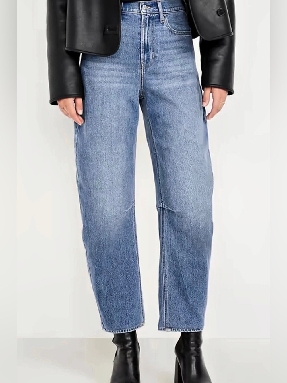Old Navy Wow High-Waisted Barrel Ankle Jeans Size 2